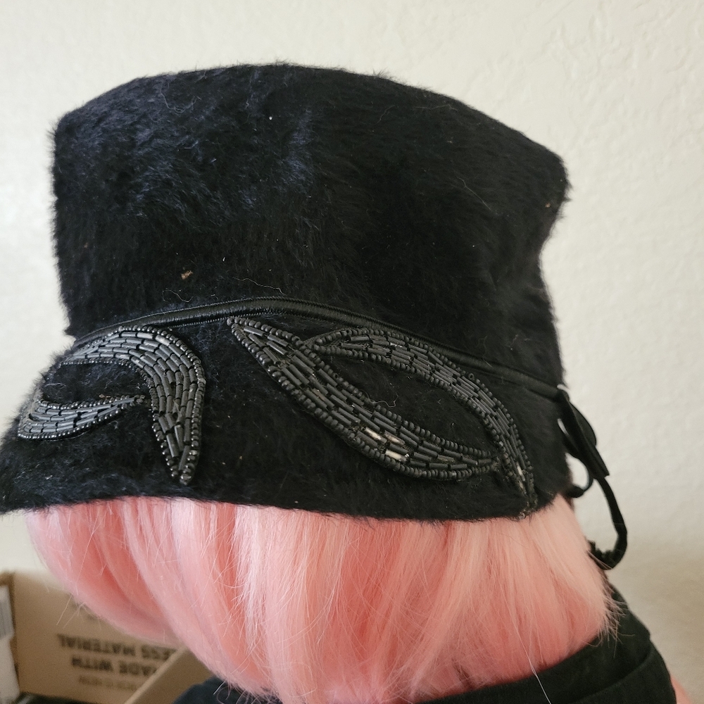 Vintage faux fur hat